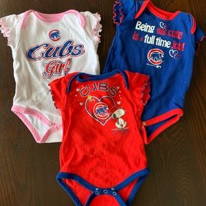 MLB Chicago Cubs onesies, baby girl 6-9 months